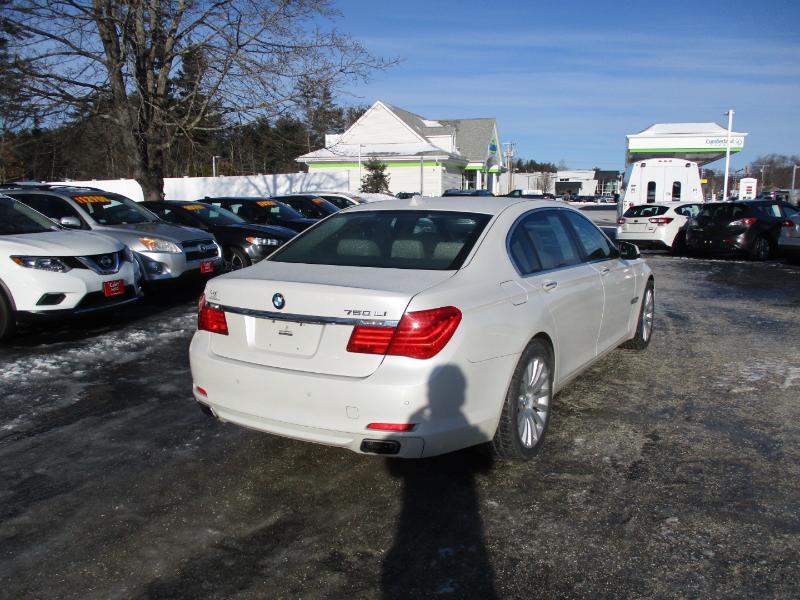 BMW 7-Series 750Li xDrive 2010
