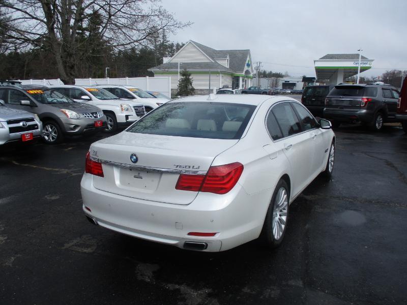 BMW 7-Series 750Li xDrive 2010