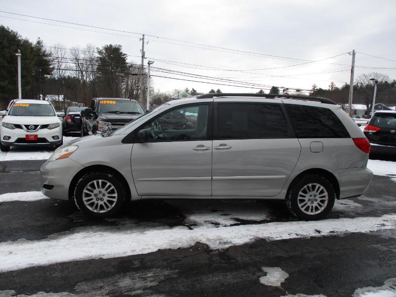 Toyota Sienna LE AWD 2007
