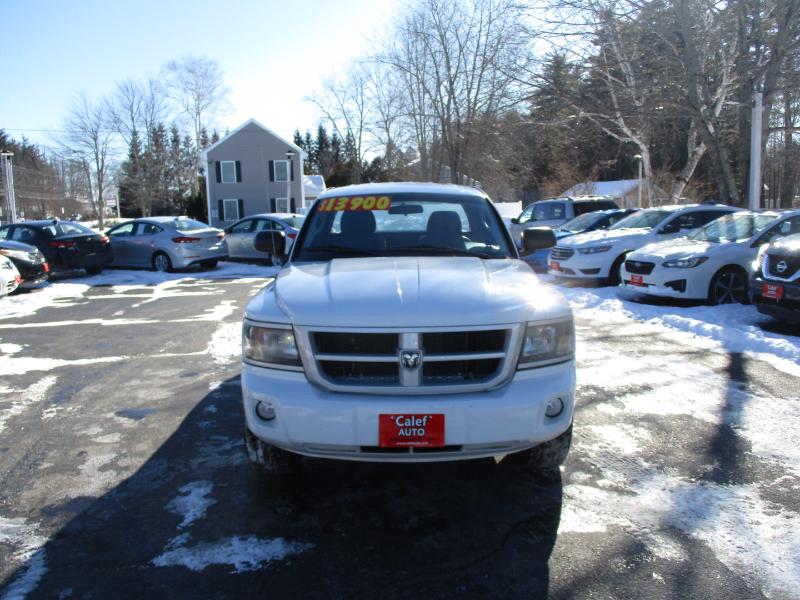 Dodge Dakota SXT Extended Cab 4WD 2011