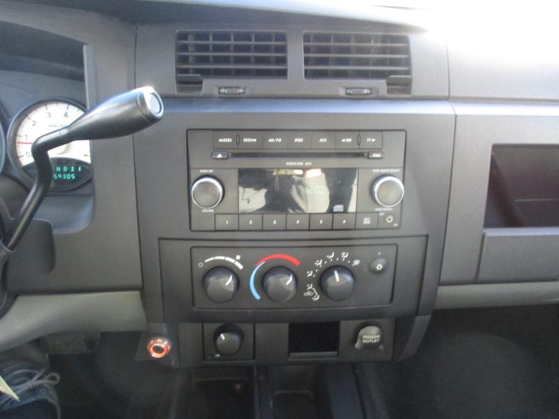 Dodge Dakota SXT Extended Cab 4WD 2011