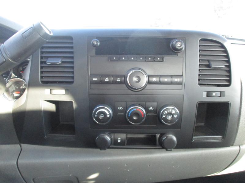 Chevrolet Silverado 2500HD Work Truck Long Box 4WD 2013