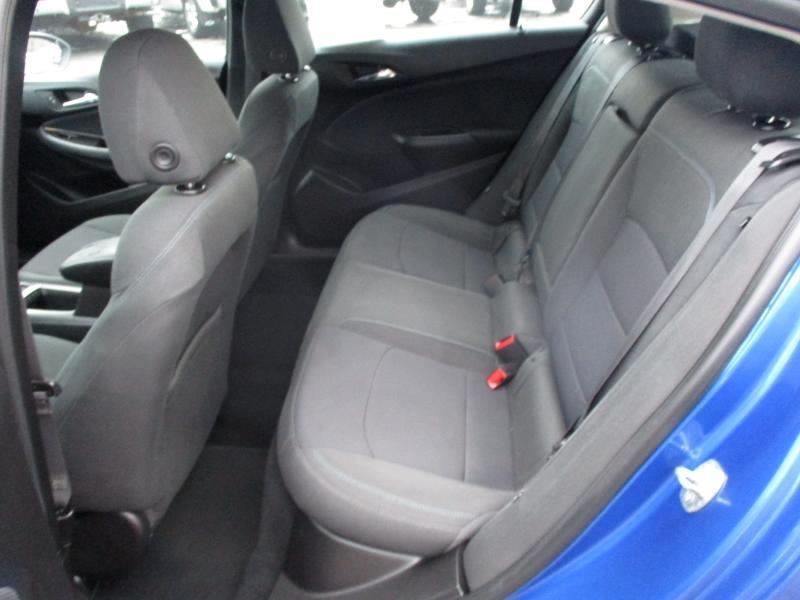 Chevrolet Cruze LT Auto Hatchback 2017