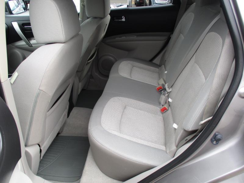 Nissan Rogue SV AWD 2012