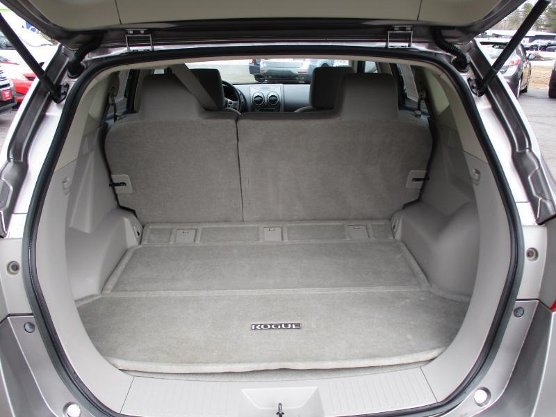 Nissan Rogue SV AWD 2012