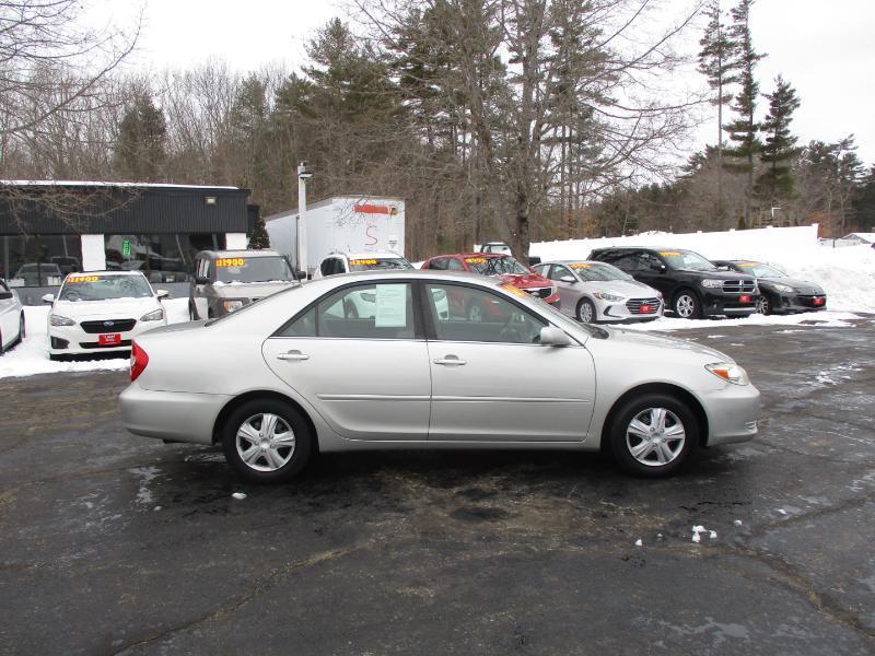 Toyota Camry LE 2003