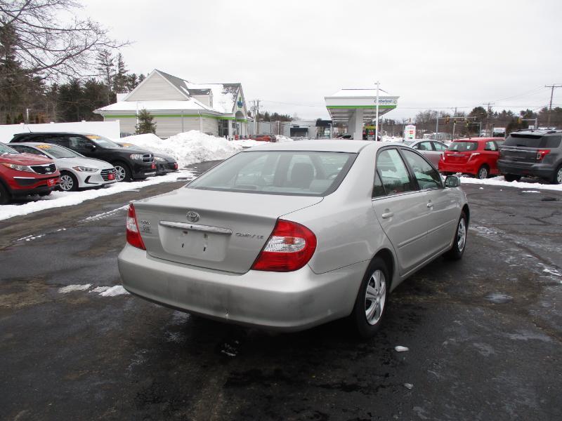 Toyota Camry LE 2003