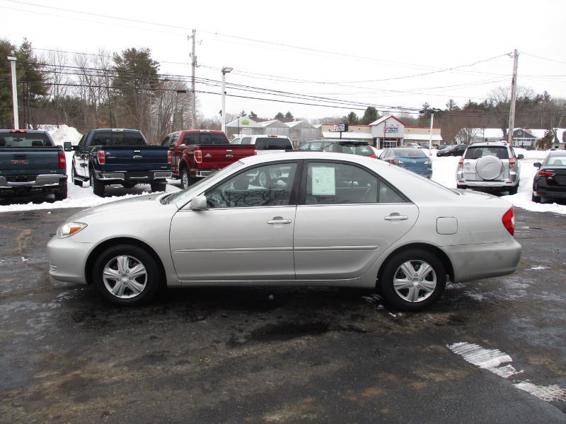 Toyota Camry LE 2003