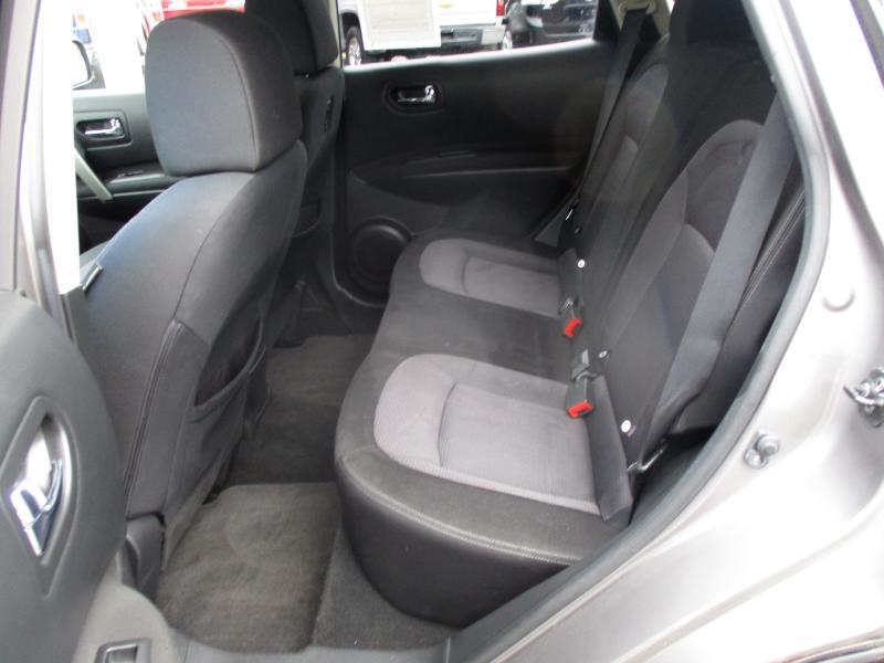 Nissan Rogue SV AWD 2013