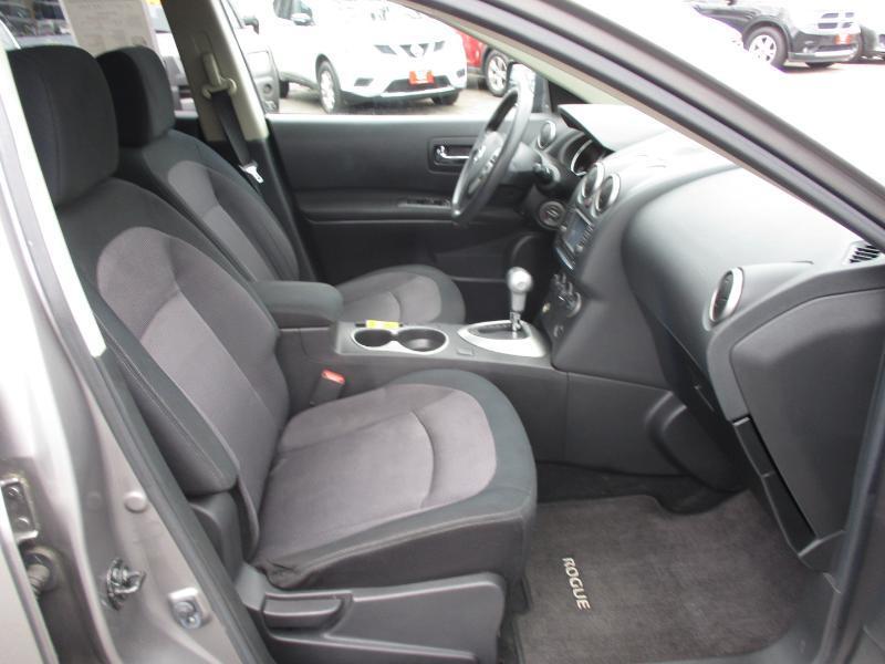 Nissan Rogue SV AWD 2013