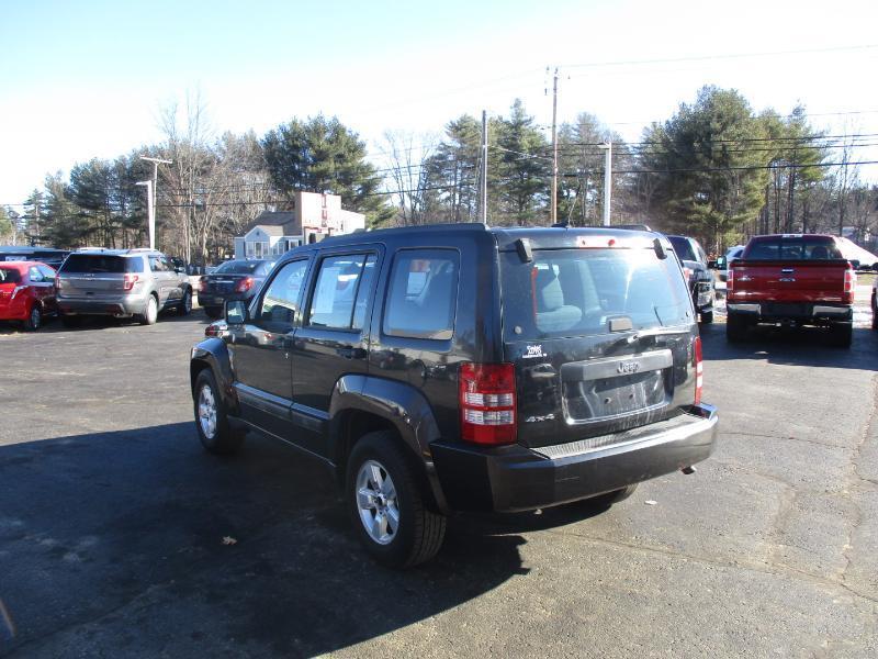Jeep Liberty Sport 4WD 2012