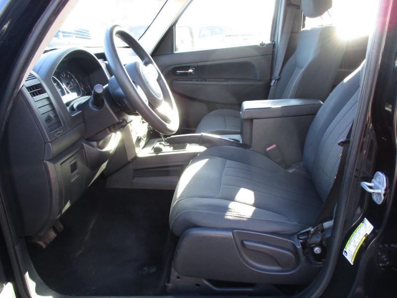 Jeep Liberty Sport 4WD 2012