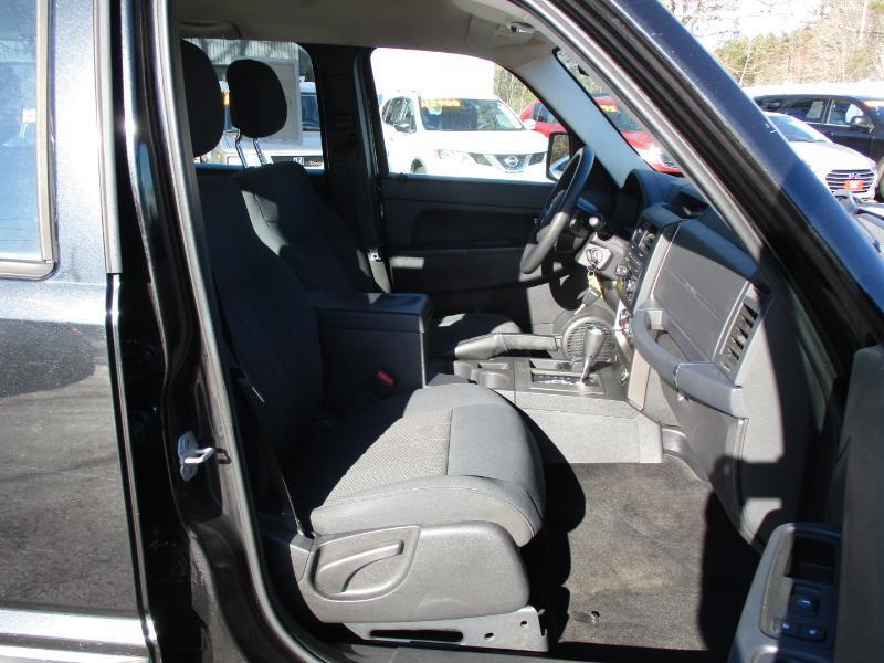 Jeep Liberty Sport 4WD 2012