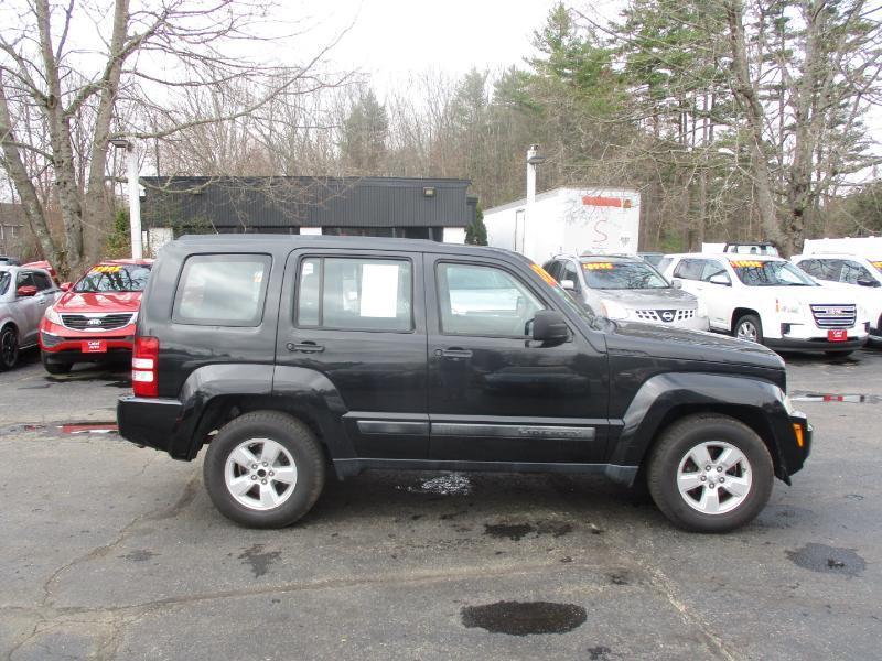 Jeep Liberty Sport 4WD 2012
