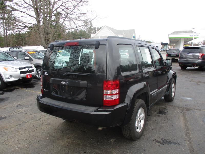 Jeep Liberty Sport 4WD 2012