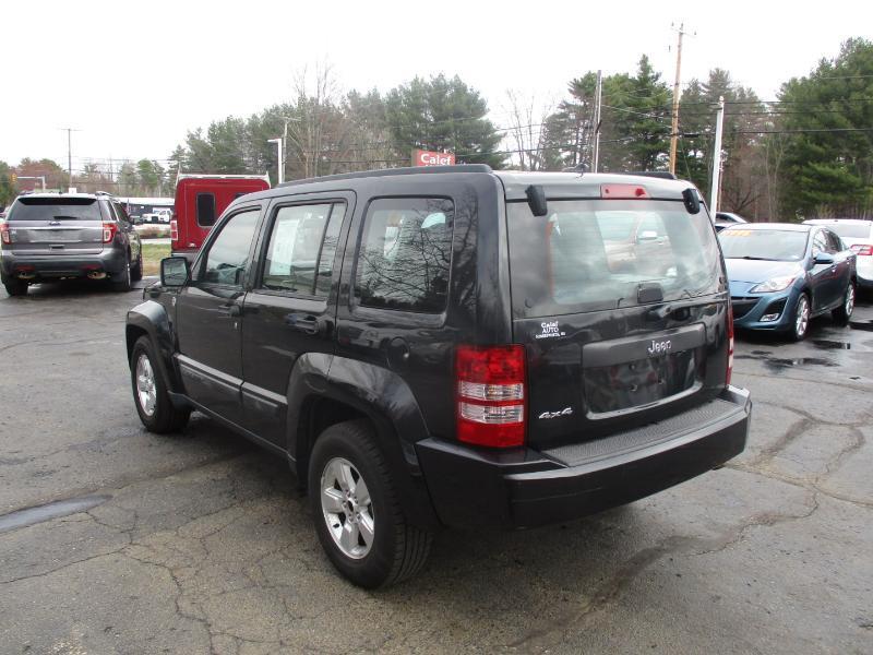 Jeep Liberty Sport 4WD 2012