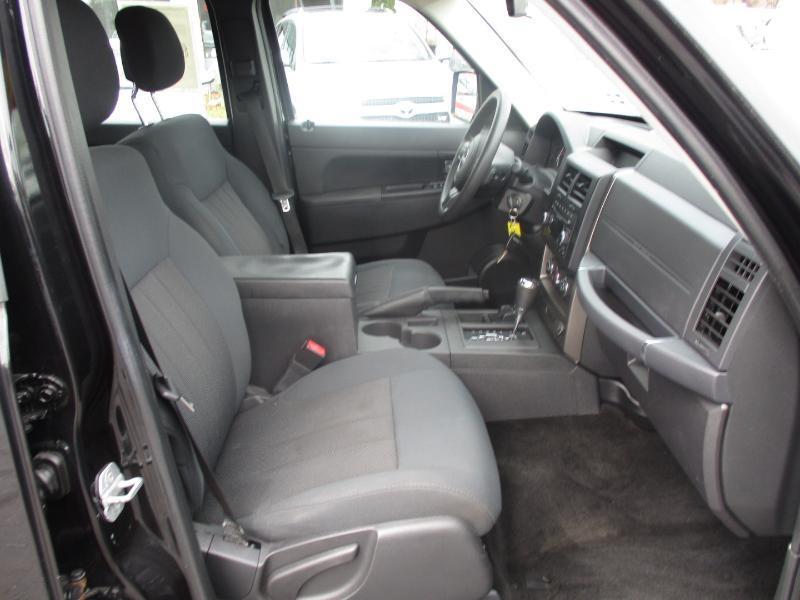 Jeep Liberty Sport 4WD 2012