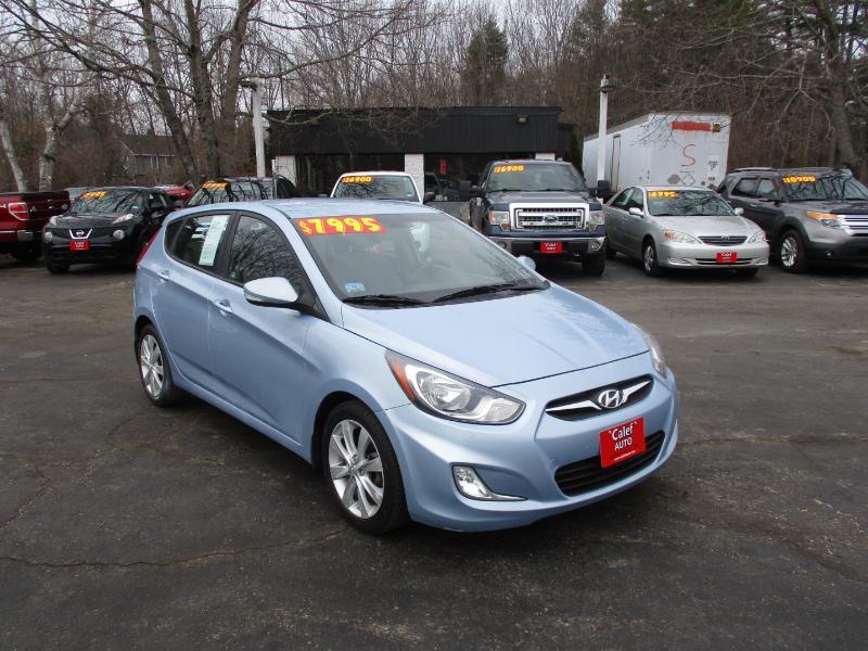 Hyundai Accent SE 5-Door 2013