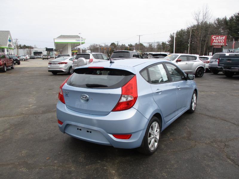 Hyundai Accent SE 5-Door 2013