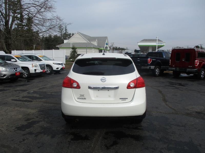 Nissan Rogue S AWD 2012