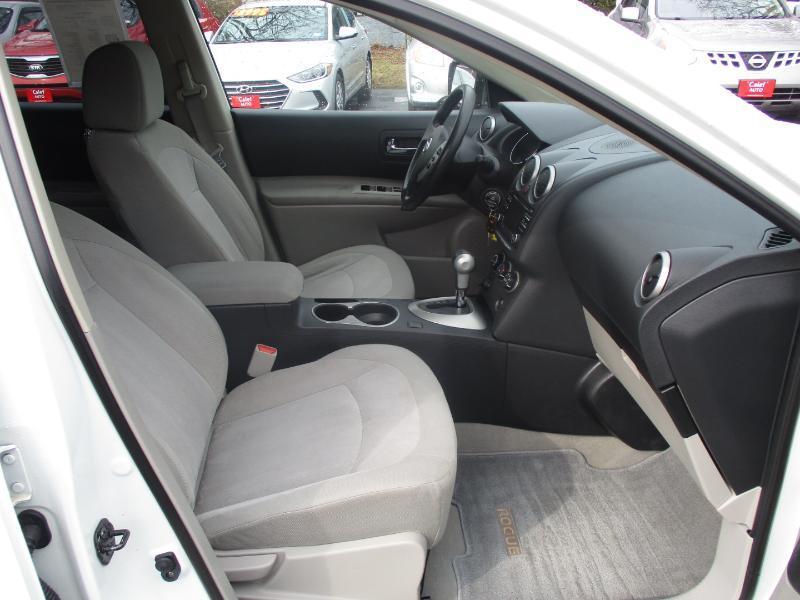 Nissan Rogue S AWD 2012