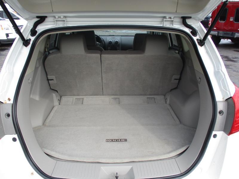 Nissan Rogue S AWD 2012