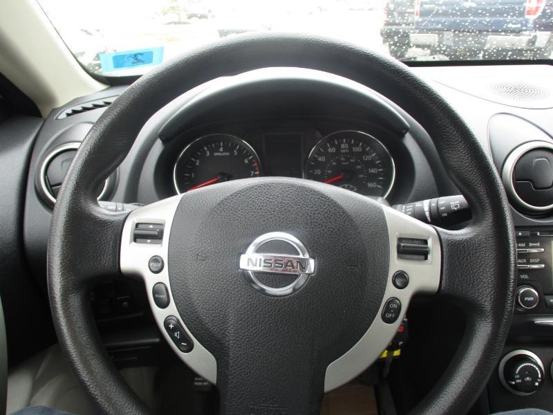 Nissan Rogue S AWD 2012