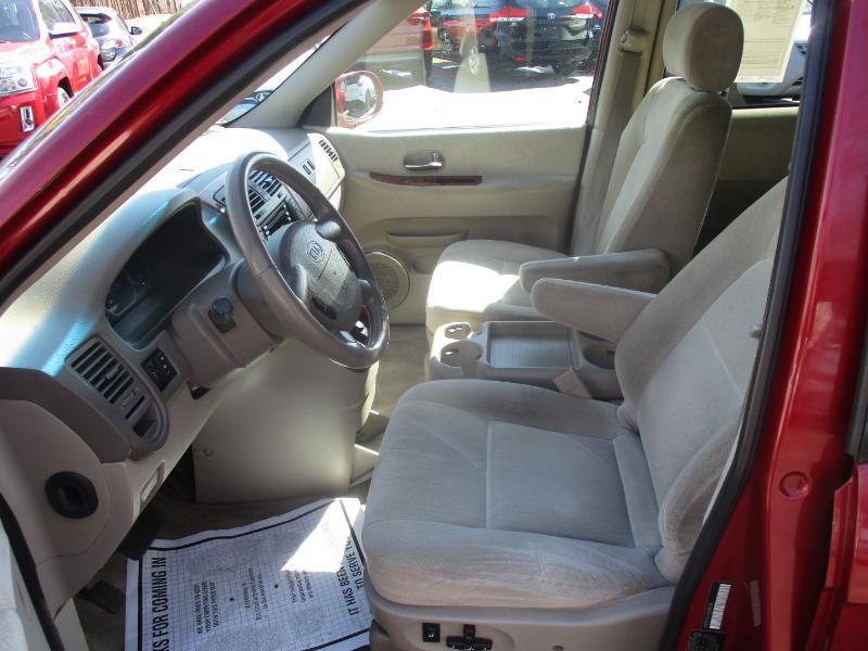Kia Sedona LX 2005