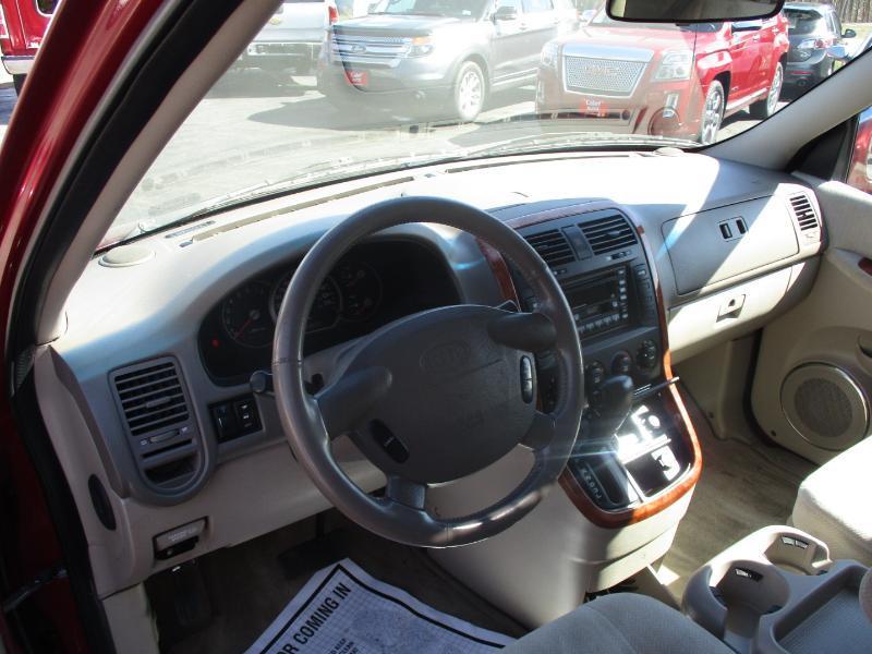 Kia Sedona LX 2005