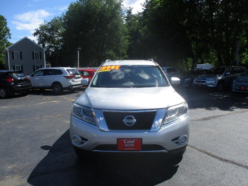 Nissan Pathfinder SV 4D SUV 4WD 2015