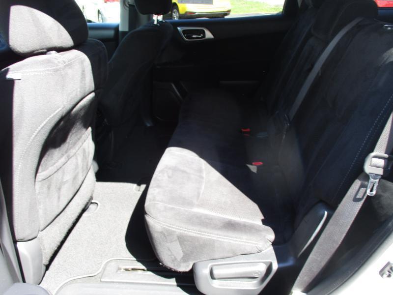 Nissan Pathfinder SV 4D SUV 4WD 2015