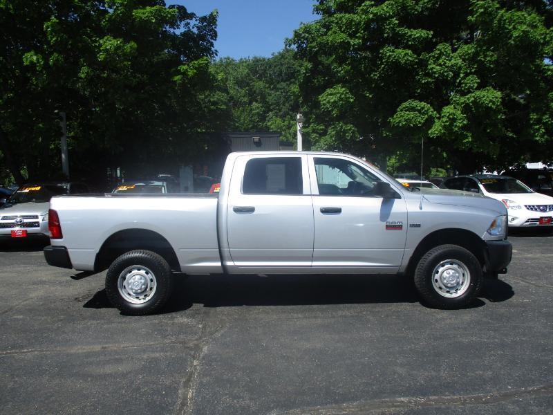 RAM 2500 ST Crew Cab SWB 4WD 2012