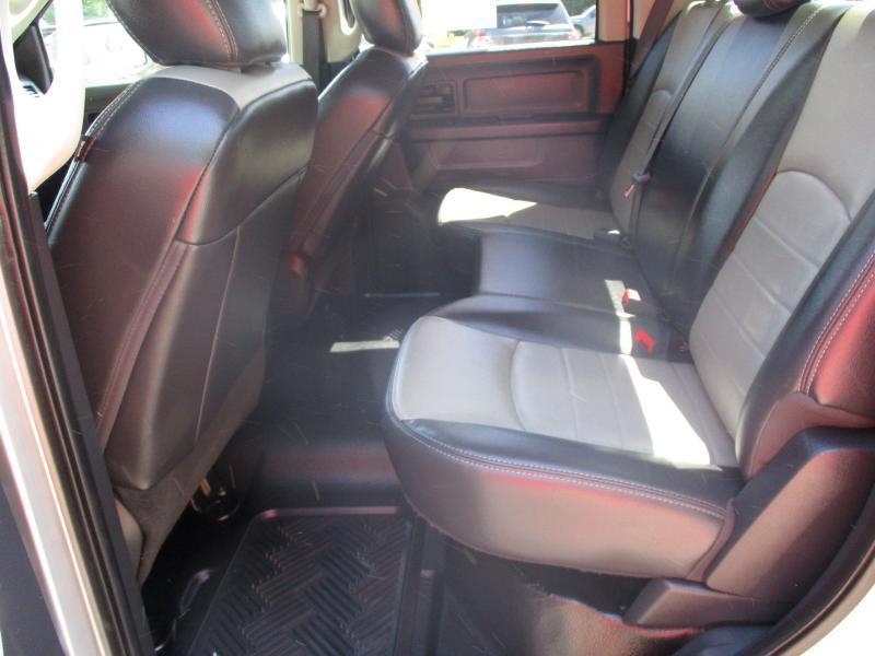 RAM 2500 ST Crew Cab SWB 4WD 2012