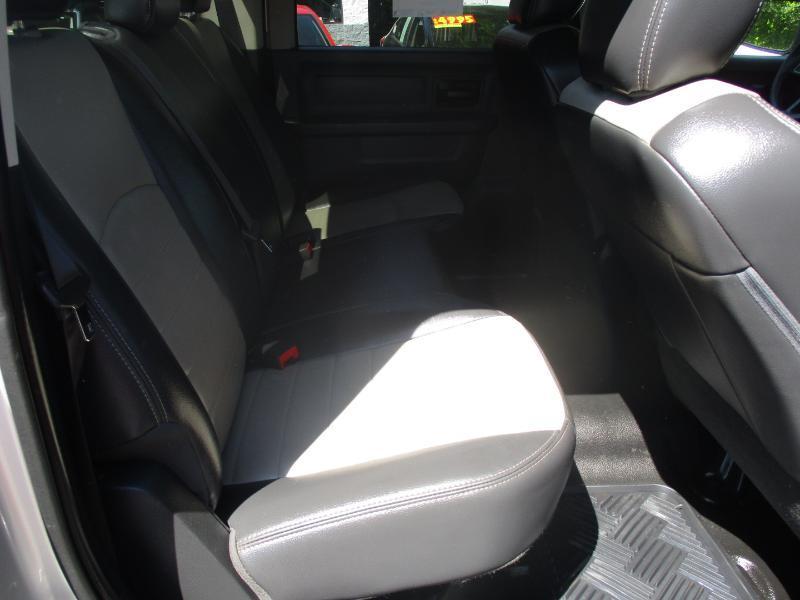 RAM 2500 ST Crew Cab SWB 4WD 2012