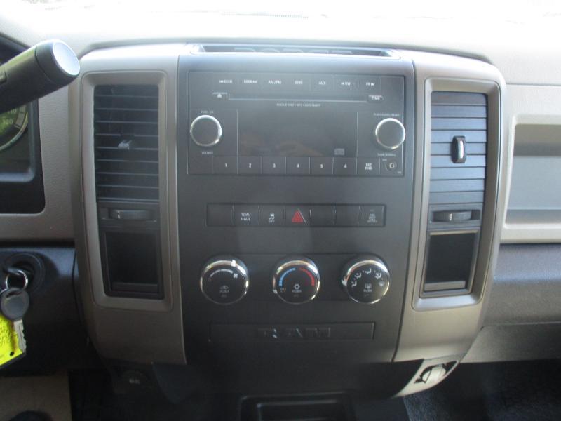 RAM 2500 ST Crew Cab SWB 4WD 2012