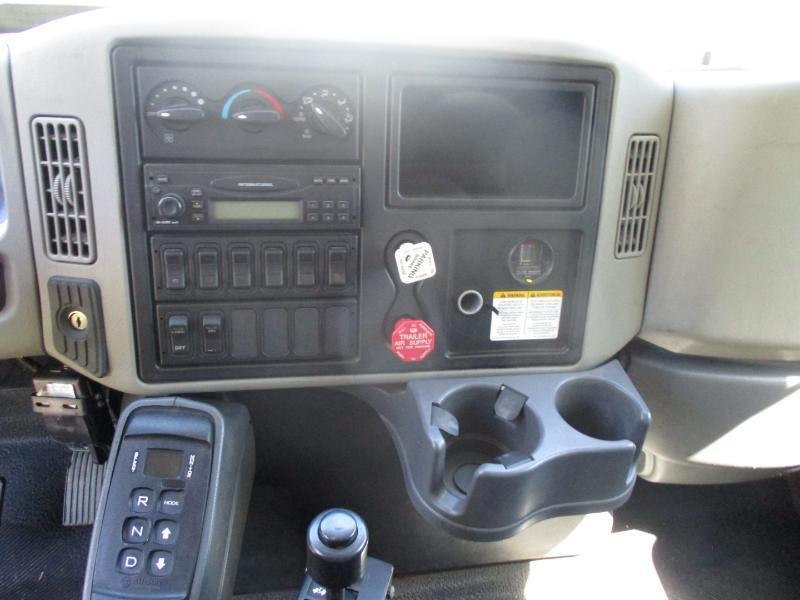 International 4300  2009