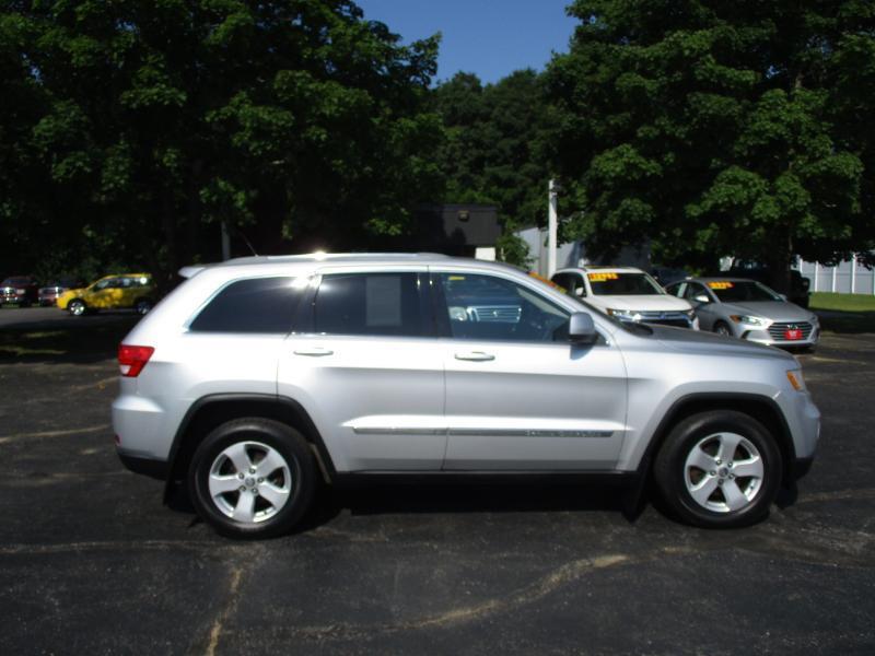 Jeep Grand Cherokee Laredo 4WD 2012