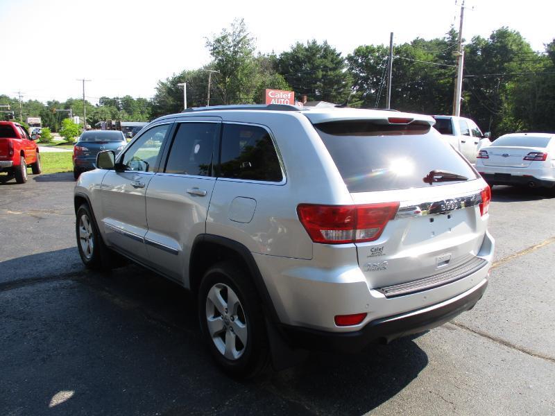 Jeep Grand Cherokee Laredo 4WD 2012