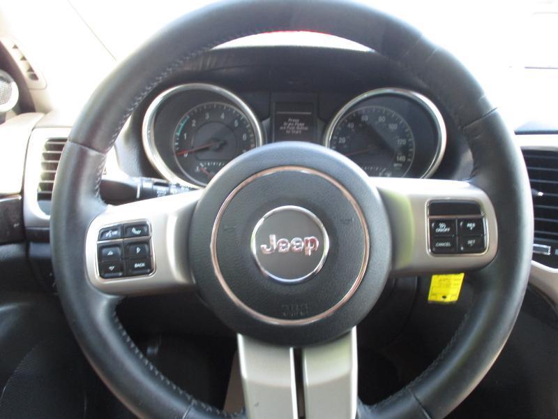 Jeep Grand Cherokee Laredo 4WD 2012