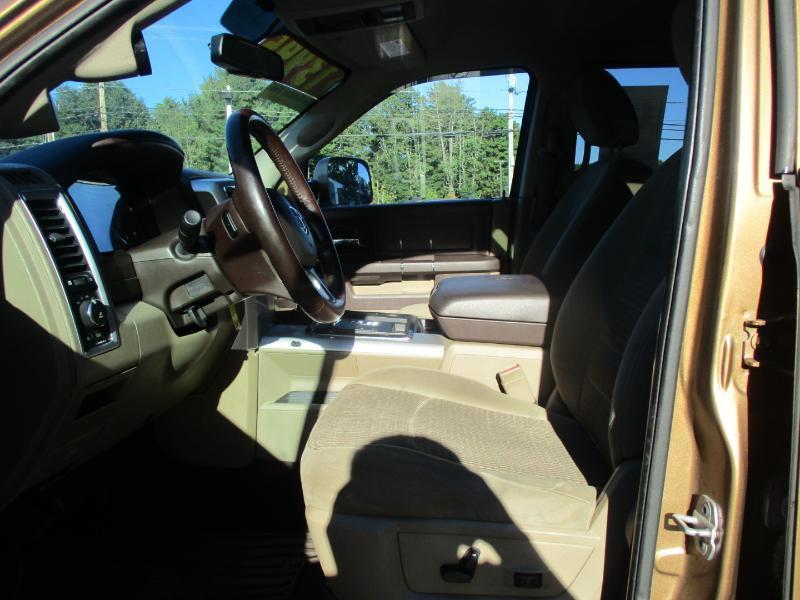 RAM 1500 SLT Quad Cab 4WD 2012