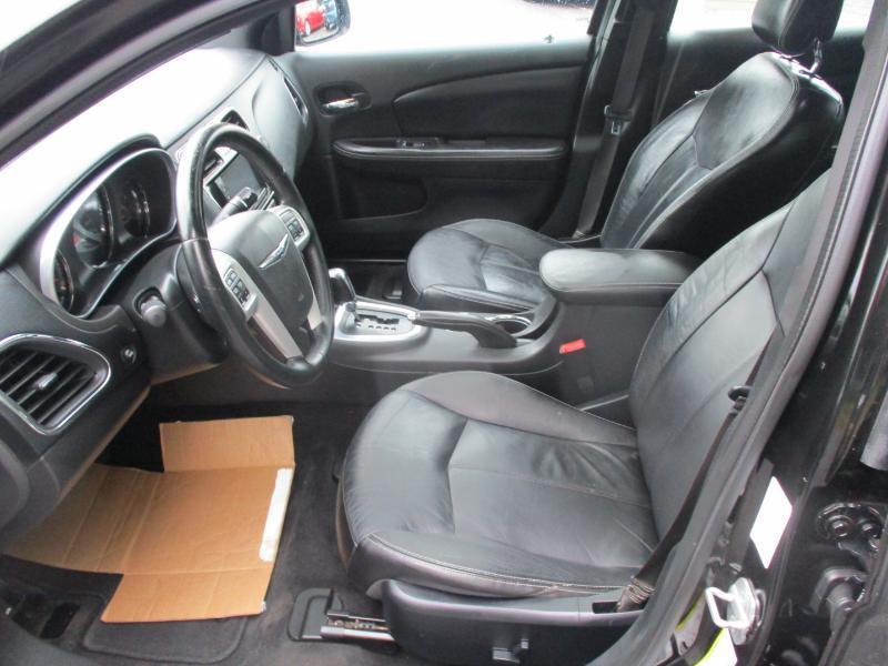 Chrysler 200 Limited 2012