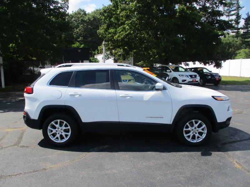 Jeep Cherokee Latitude 4WD 2017