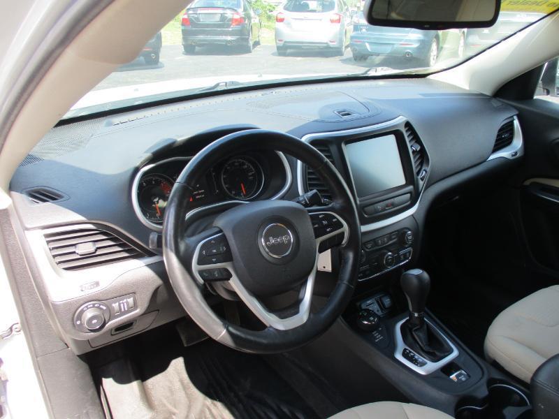 Jeep Cherokee Latitude 4WD 2017