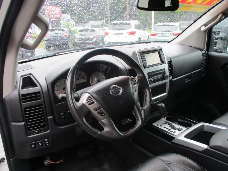 Nissan Titan PRO-4X King Cab 4WD 2015