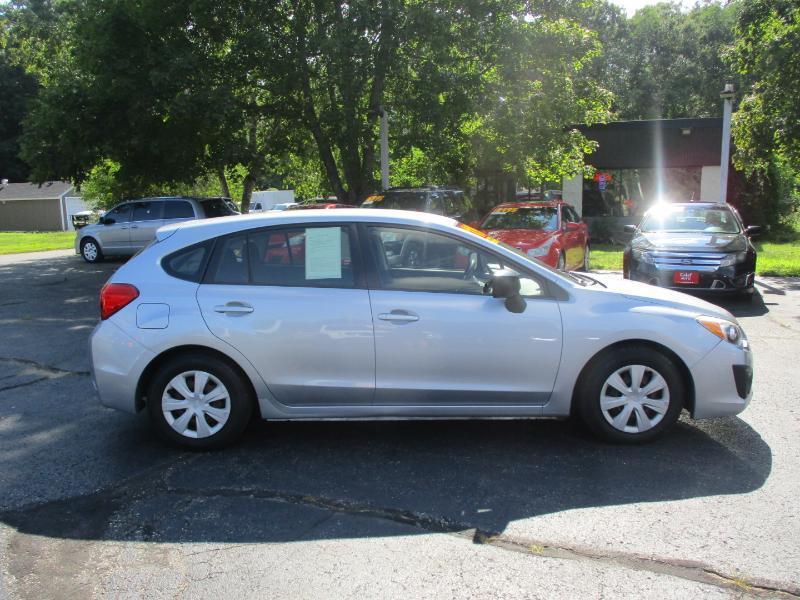 Subaru Impreza Base 5-Door 2014
