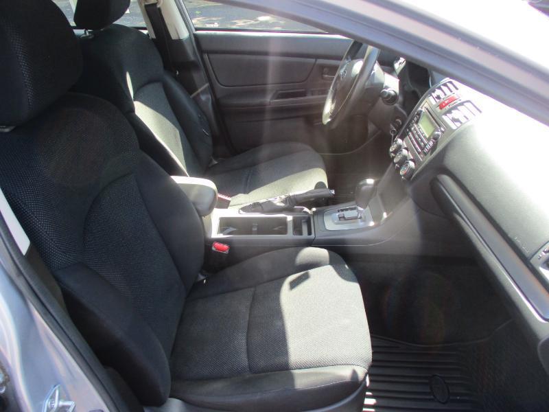 Subaru Impreza Base 5-Door 2014