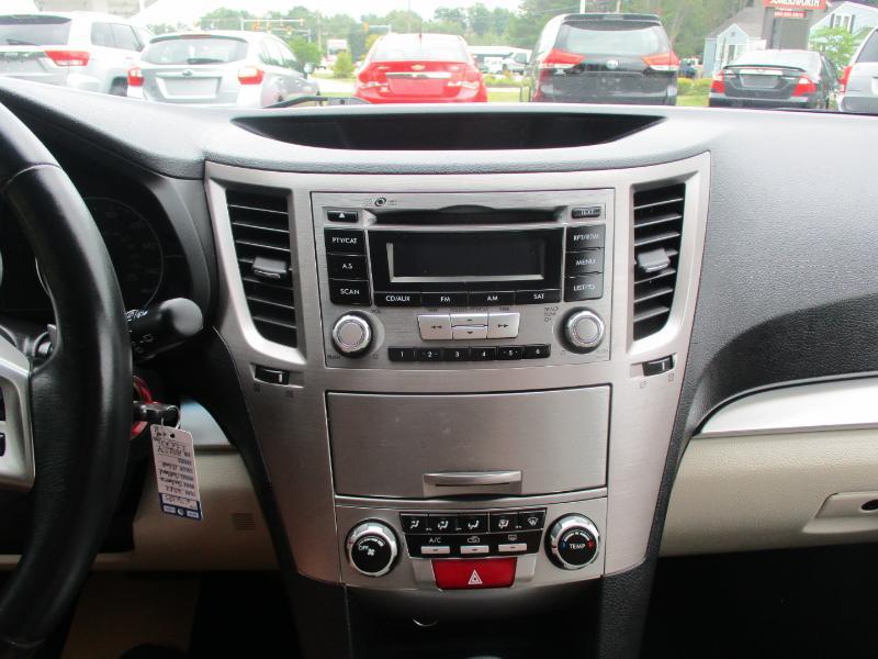 Subaru Outback 2.5i Premium 2013
