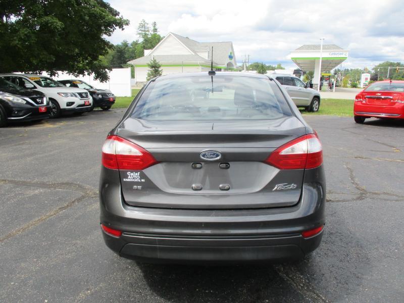 Ford Fiesta SE Sedan 2017