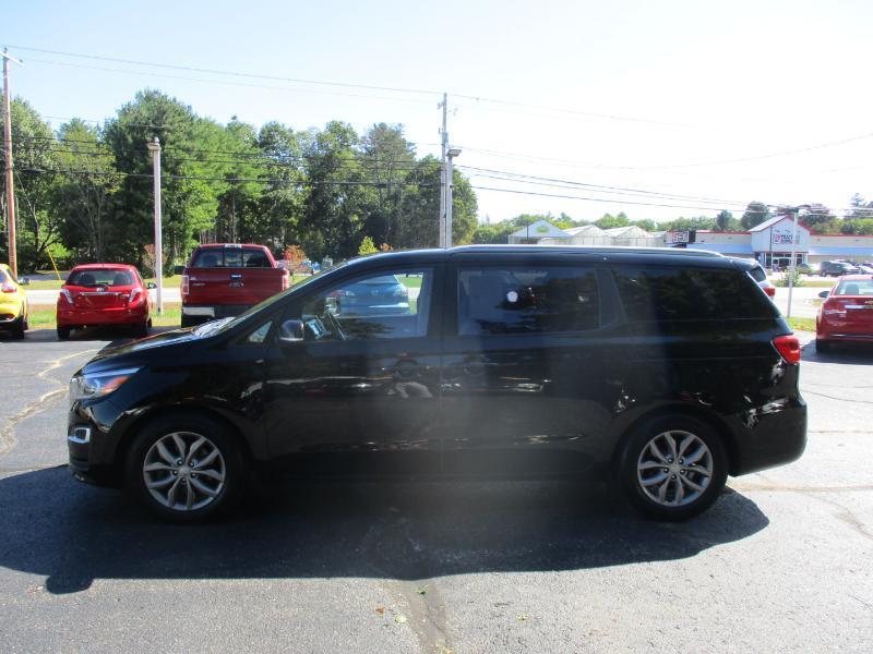 Kia Sedona LX 2021
