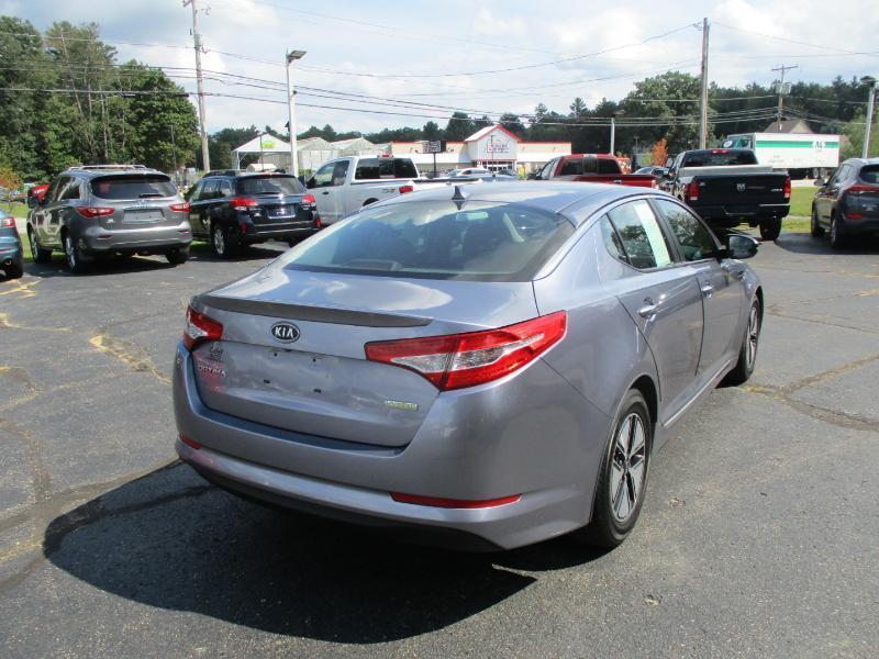 Kia Optima Hybrid Sedan 2012